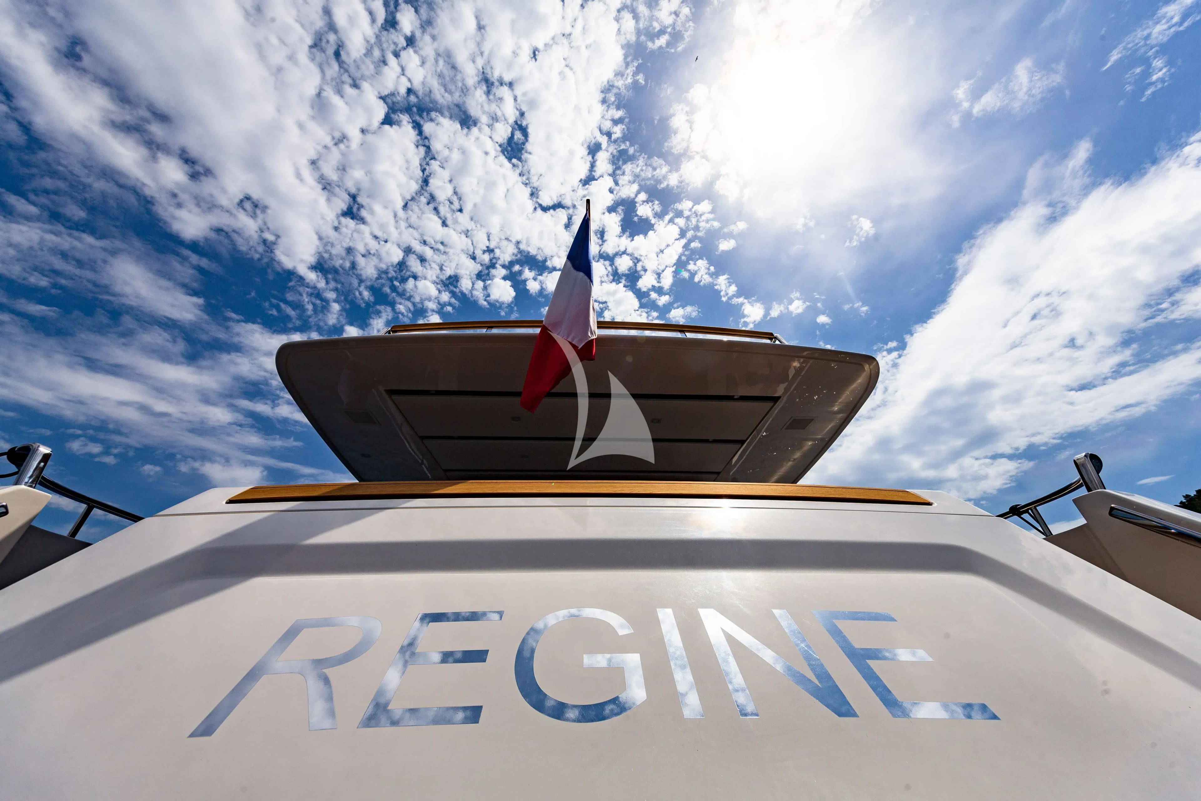 REGINE OF CANNES — photo 2