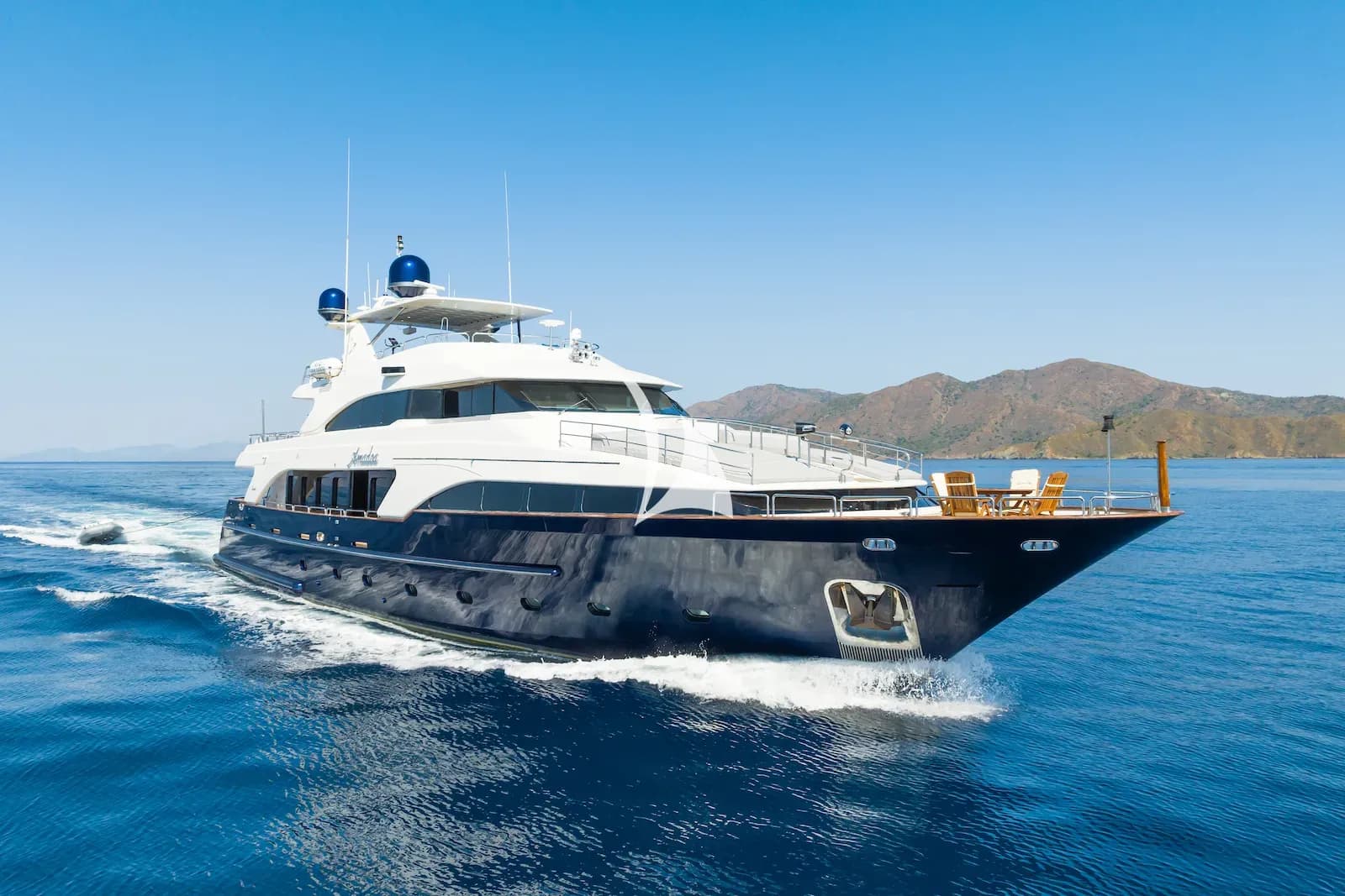 AMADEA — photo 1