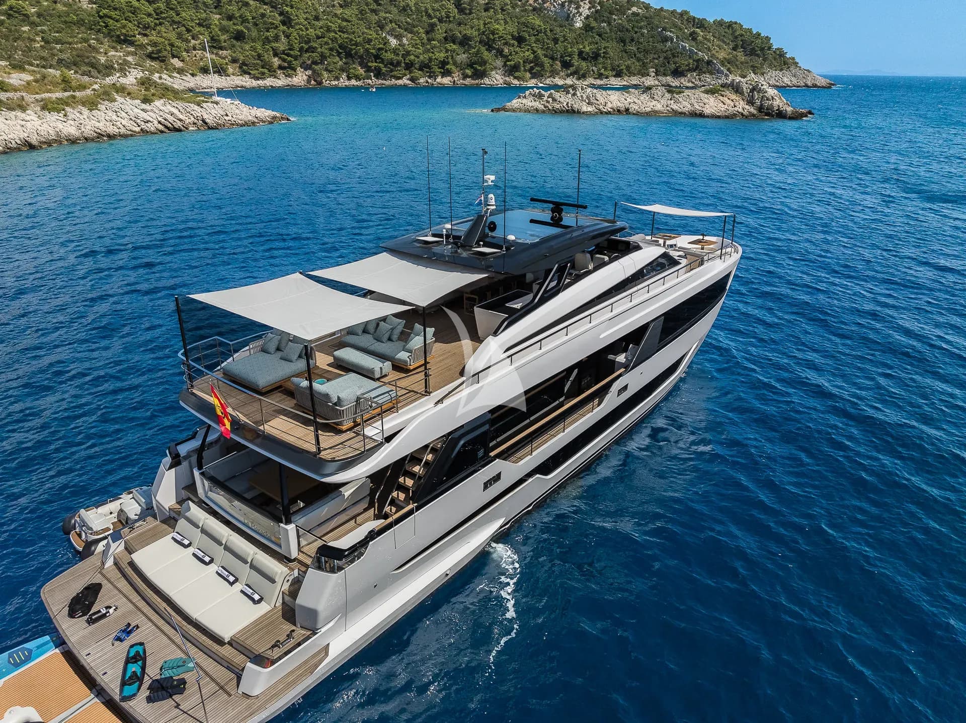 NAILU + — photo 4