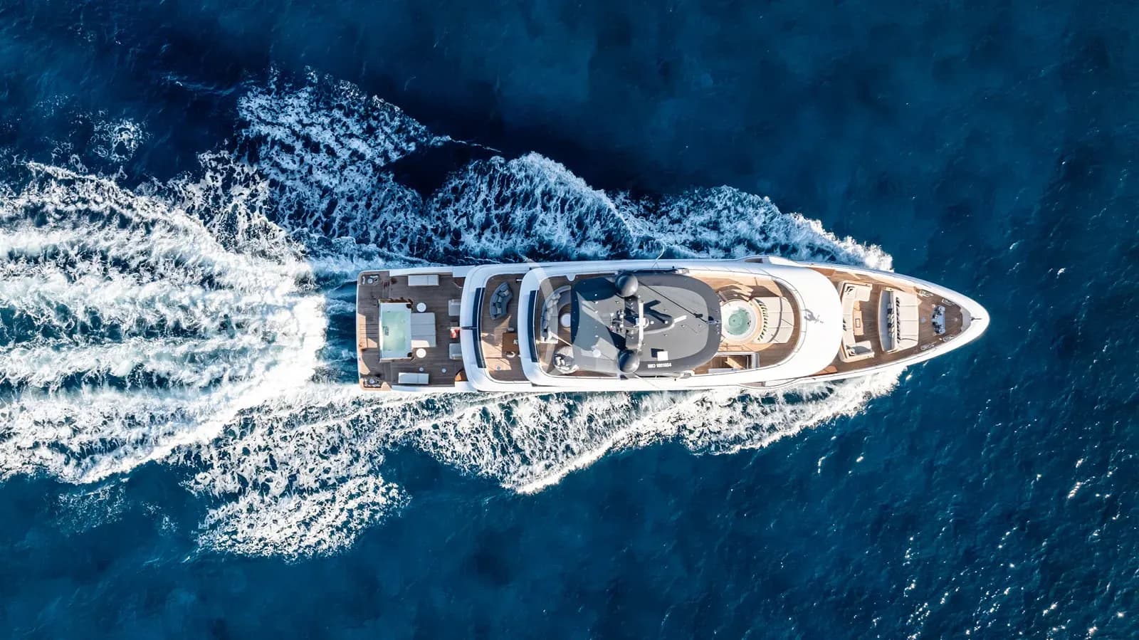 WAVE ( Benetti Oasis ) — photo 4