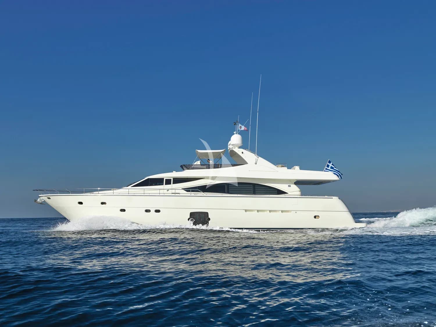 JULIE M — photo 2
