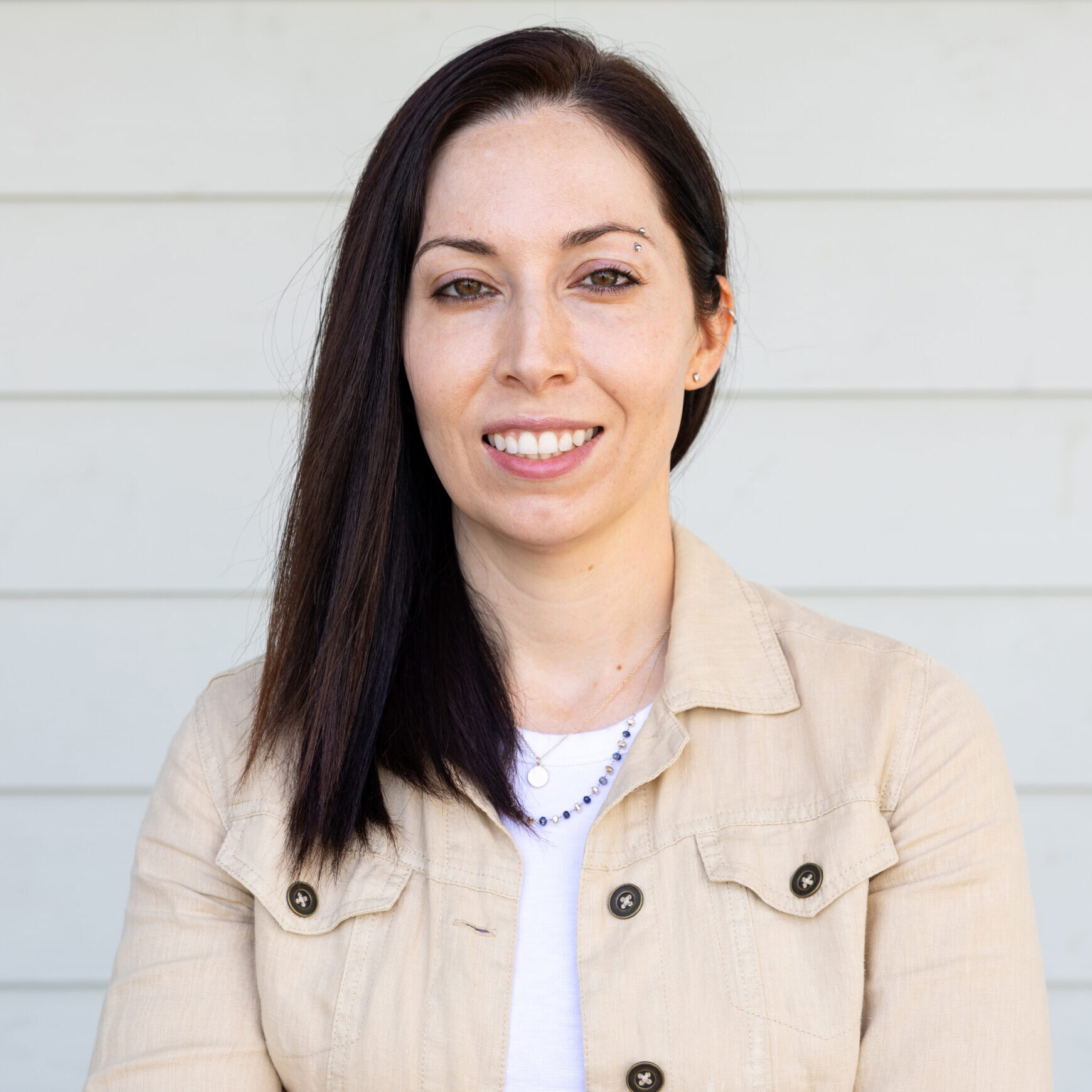 Headshot-5-15-25-32-scaled-e1748008851908 Shana Pavane, Yacht Charter Broker at sanderson yachting